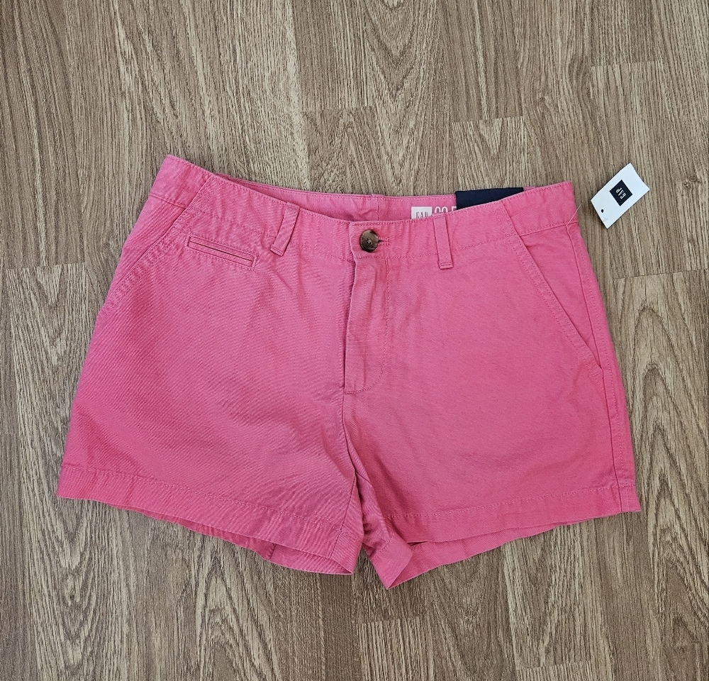 NWT GAP Vibrant Pink Women's Shorts Size 00